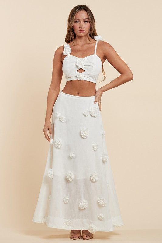 Enchanting White Skirt Set with Flower Details - PRIVILEGE 