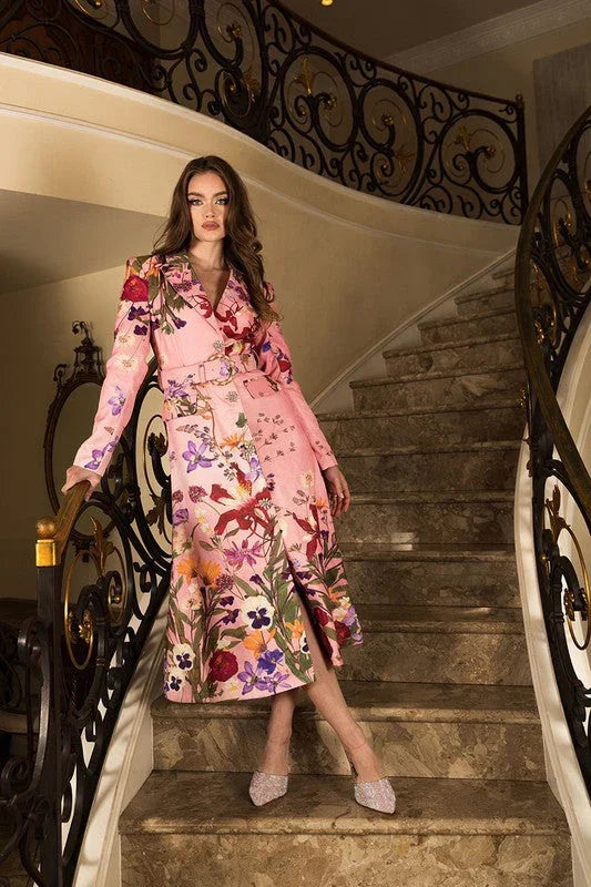 Work Outfits: Professional Style Made Easy - PRIVILEGE