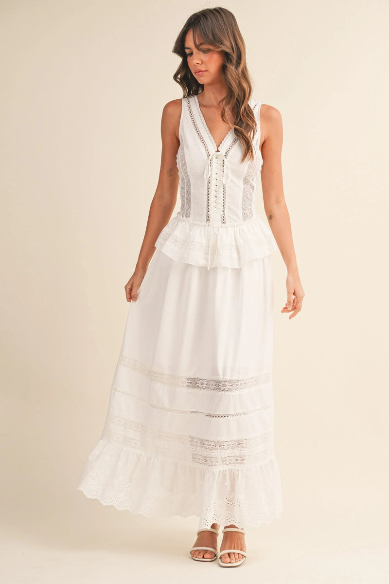 Best Dresses for Every Occasion: Maxi Dresses & Premium Styles