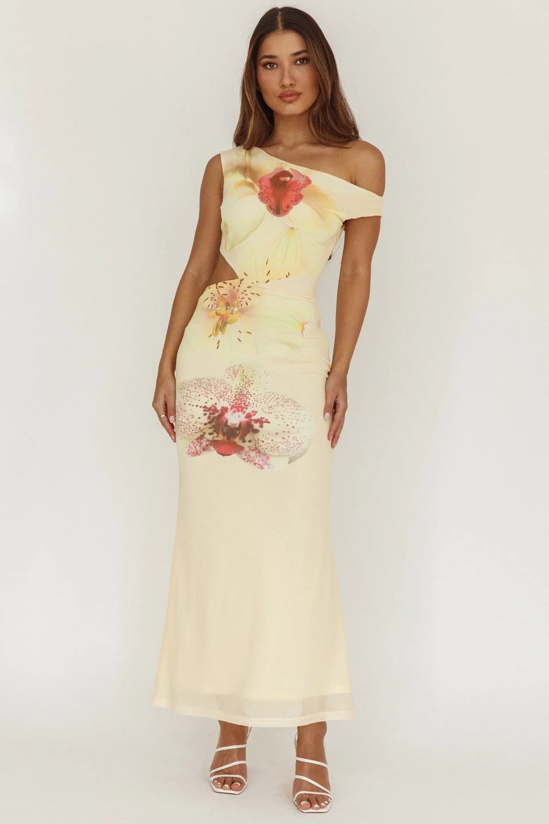 Summer Dress Trends: What's Hot in Tampa Fashion
