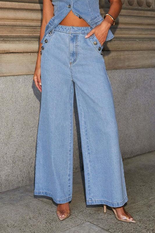 "Women's bottoms and pants collection with casual and dressy styles at PRIVILEGE"