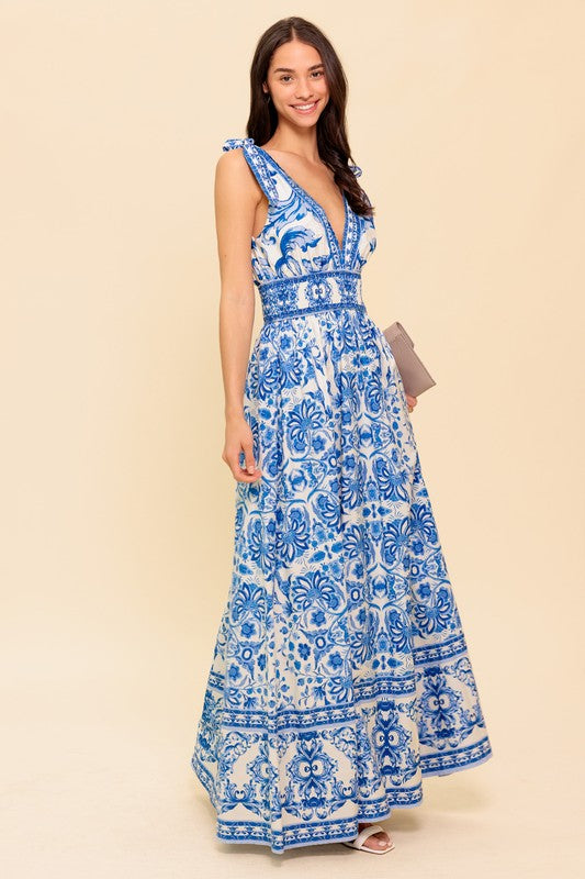 BLUE PRINTED VERCASE TI SHOULDER MAXI DRESS