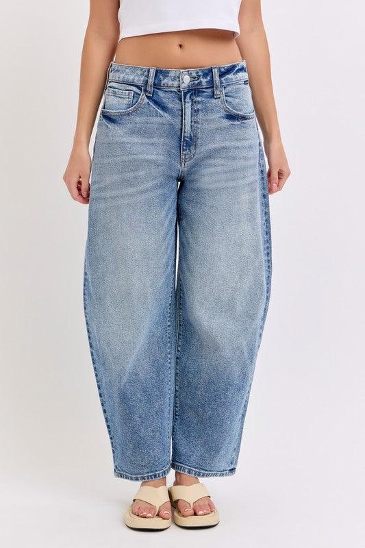 Mid Waisted Barrel Leg