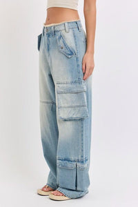 Mid Waisted Cut Off WB Y2K Skater Jean PRIVILEGE