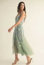 3d Floral Emboidered Godet Panels Midi Dress