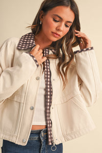 Cropped Workwear Jacket with Gingham Contrast Collar