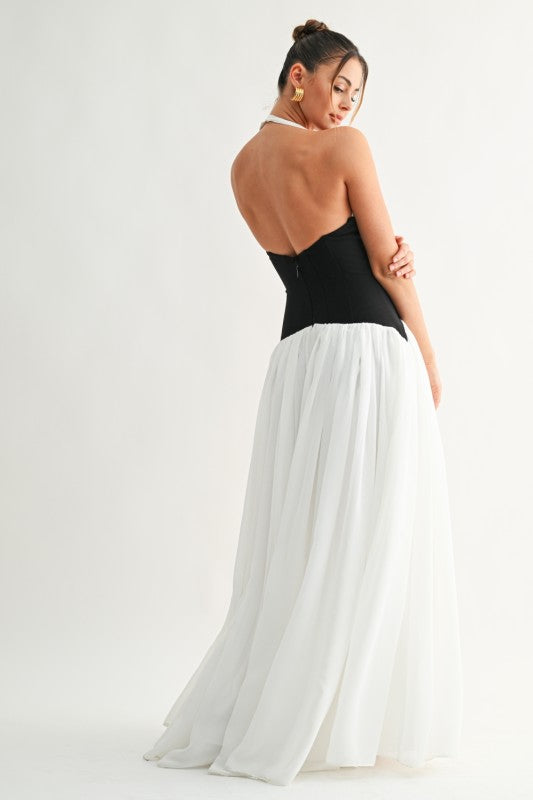 Contrast Halter Maxi Dress PRIVILEGE