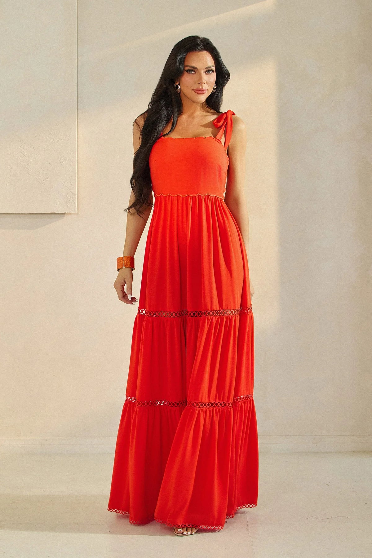SHOULDER TIE SCALLOP MAXI DRESS