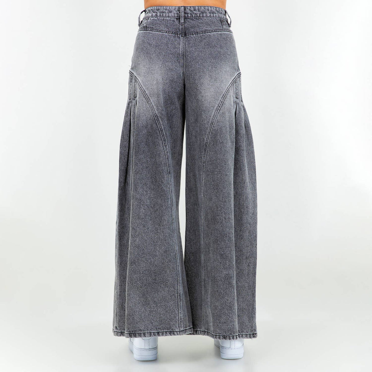 EXTRA WIDE LOOSE WASHED JEANS