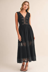 LACE PANEL DETAILED SLEEVELESS V NECK MIDI DRESS