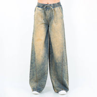 WIDE LEG PULL ON STYLE JEANS