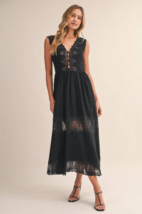 LACE PANEL DETAILED SLEEVELESS V NECK MIDI DRESS