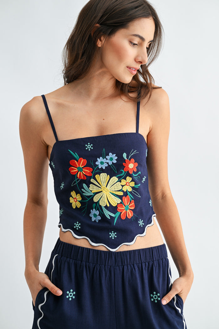 EMBROIDERED TWO-PIECE PANTS SET