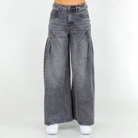 EXTRA WIDE LOOSE WASHED JEANS