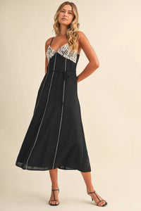 EMBROIDERED CONTRAST MIDI DRESS