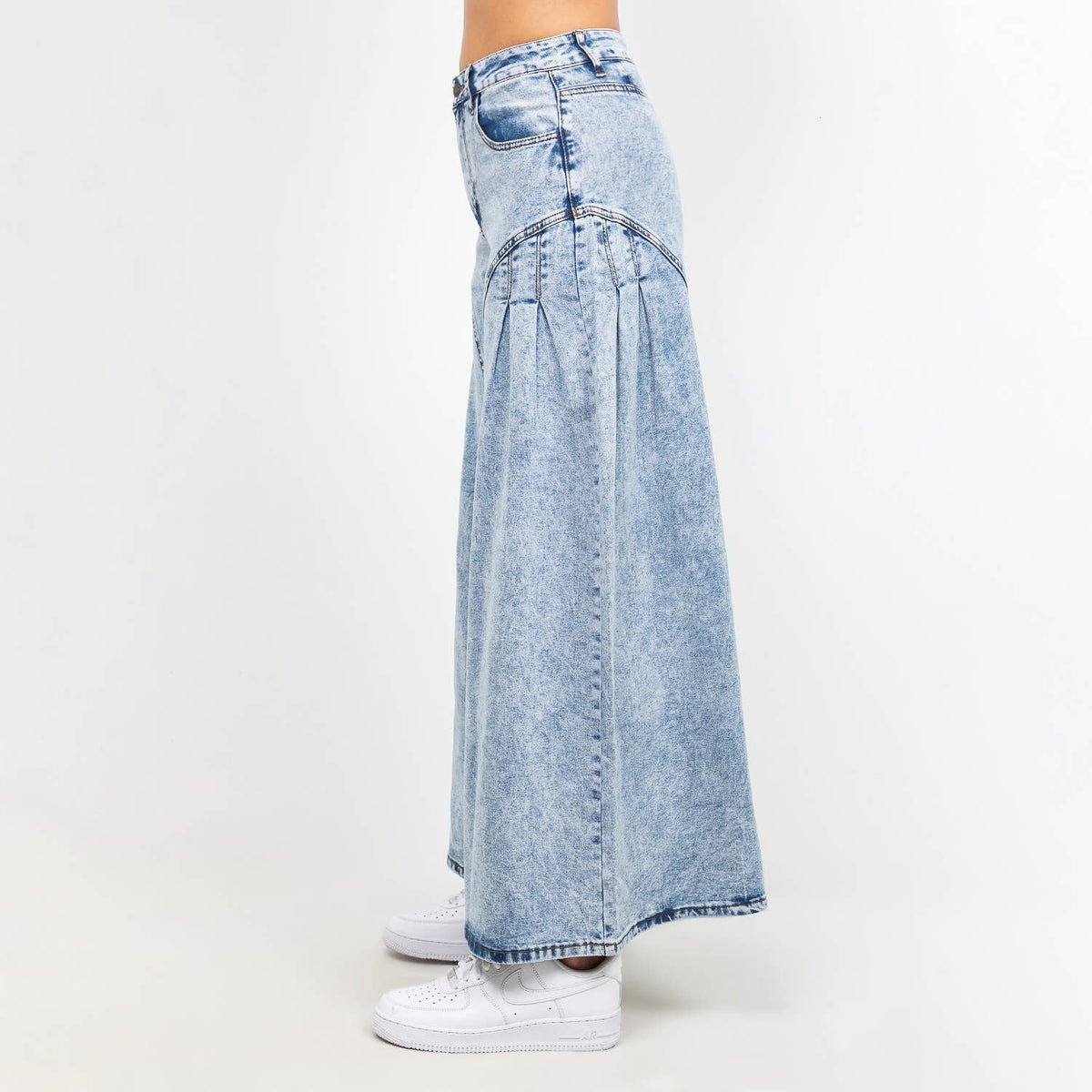 EXTRA WIDE LOOSE WASHED JEANS