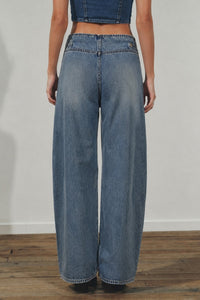 Mid Rise Curved Barrel Leg Jeans