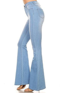 Light wash denim flare jeans for women's fashion, perfect with tops or matching sets