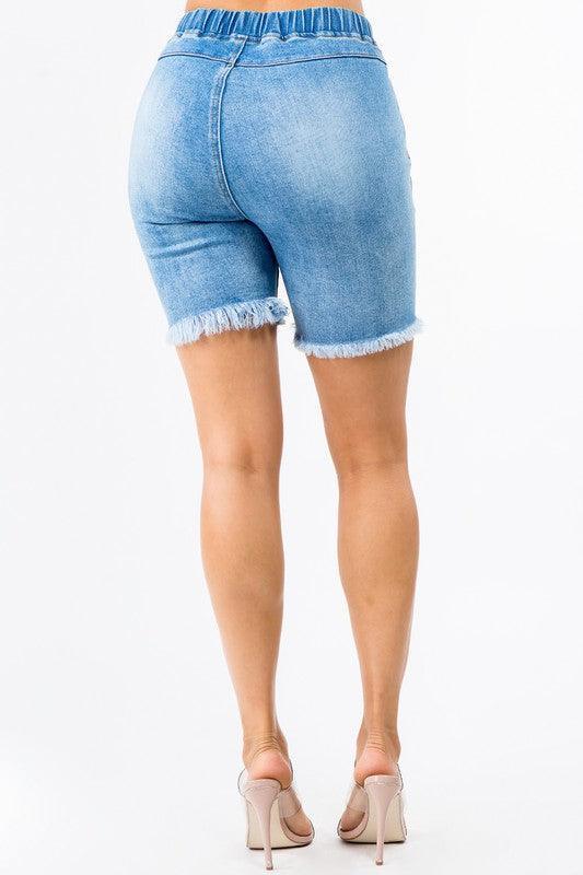 HIGH WAIST BAND WAIST BOYFRIEND SHORTS - PRIVILEGE 