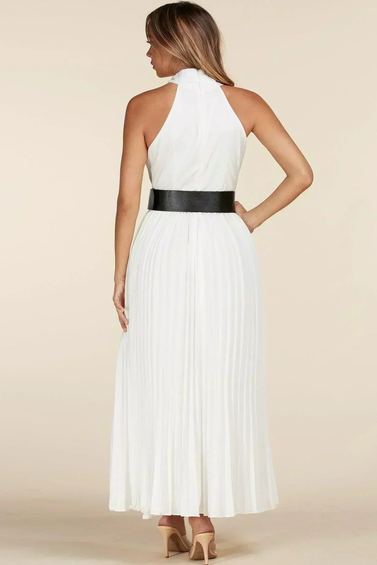 WHITE HALTER DRESS - PRIVILEGE 