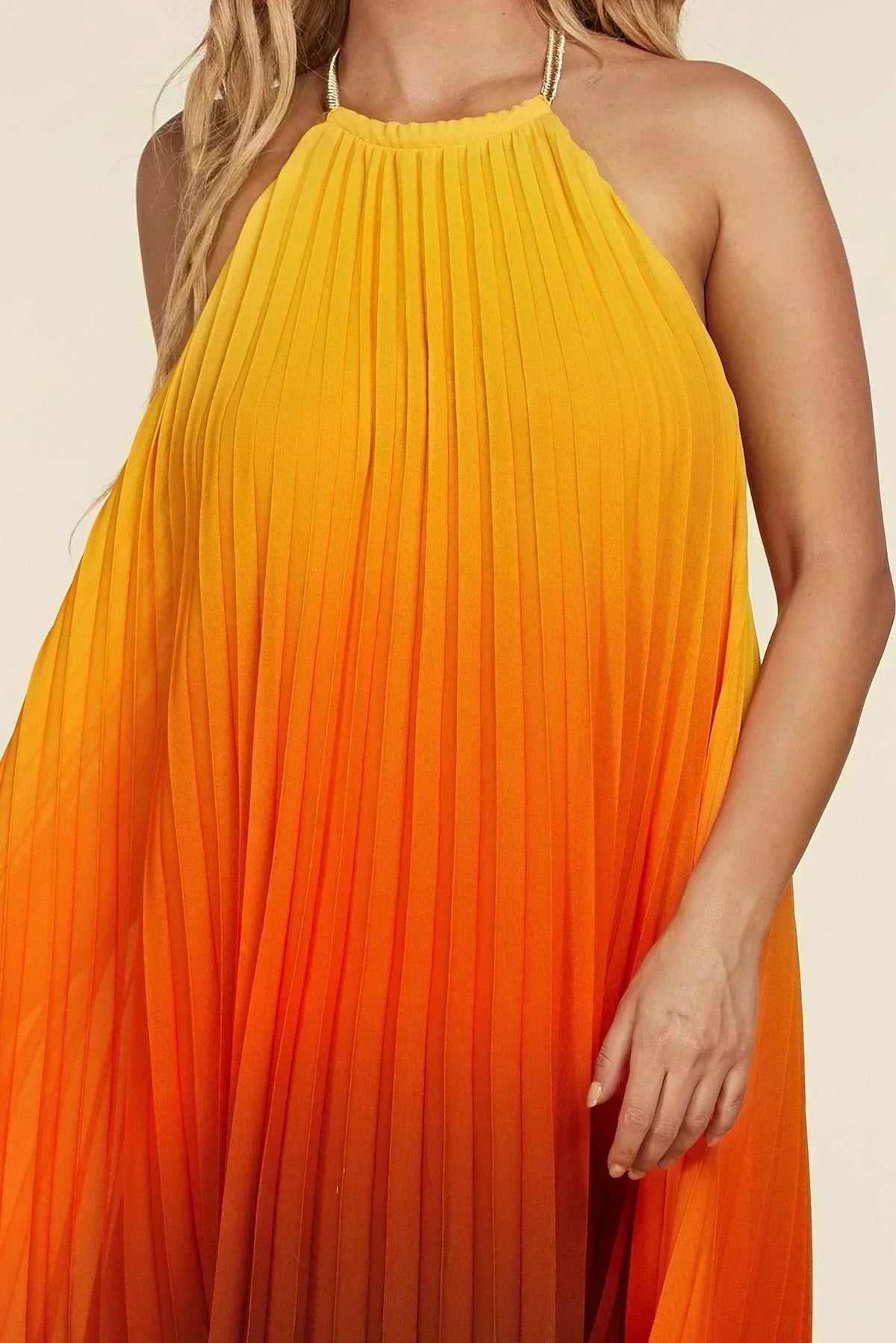 OMBRE PLEATED MAXI DRESS - PRIVILEGE 